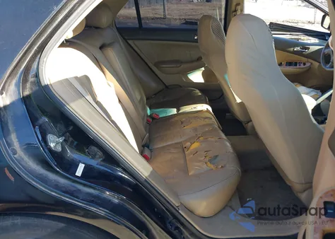 2004 Honda Accord 2.4 Ex z USA, uszkodzony, nr VIN 1HGCM56894A080461